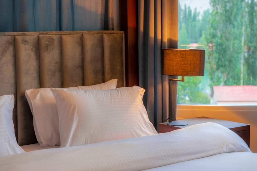 Tibet Hotel Skardu Exterior photo