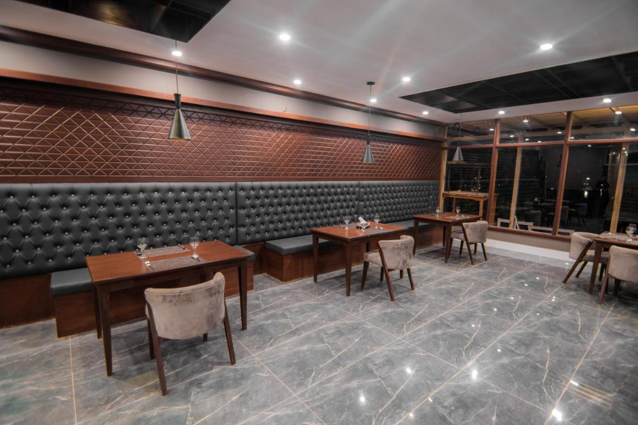 Tibet Hotel Skardu Exterior photo