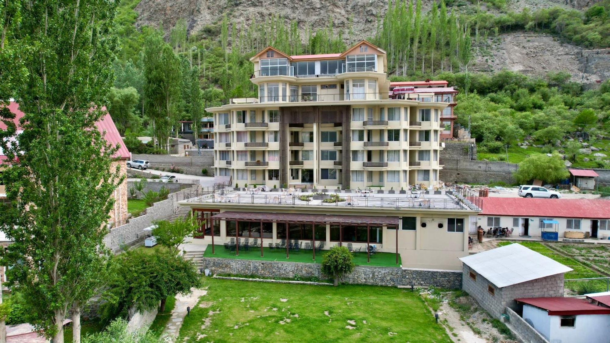 Tibet Hotel Skardu Exterior photo