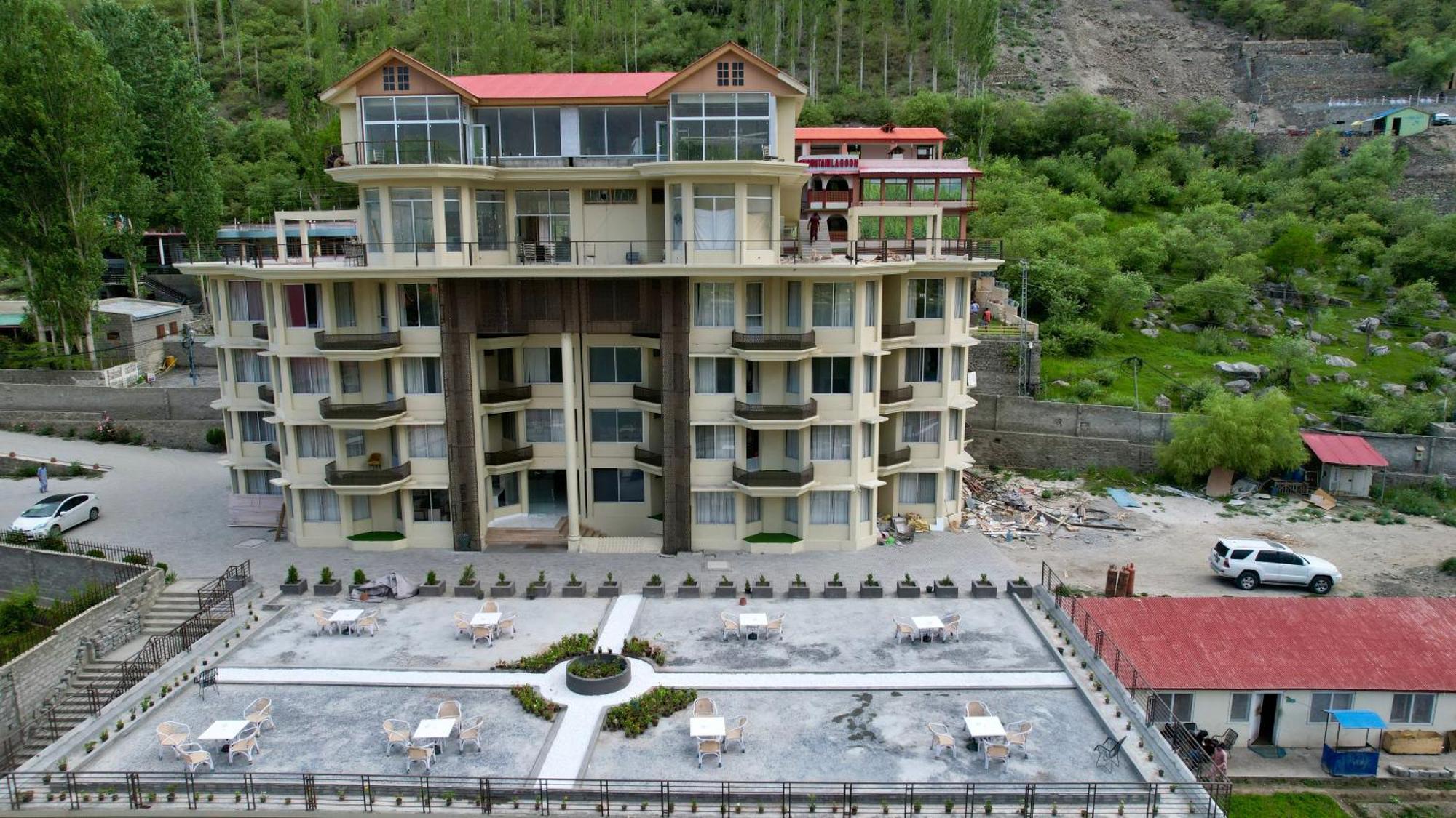 Tibet Hotel Skardu Exterior photo