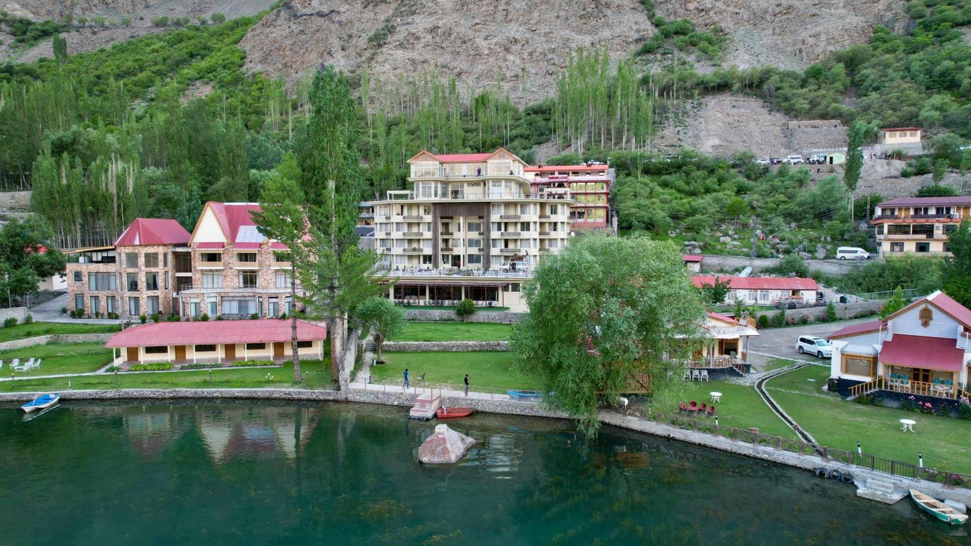 Tibet Hotel Skardu Exterior photo